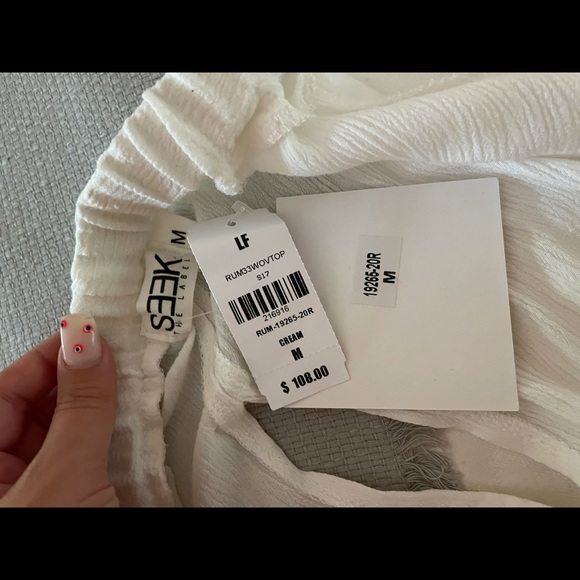 LF seek the label cropped long sleeve NWT - Picture 6 of 6